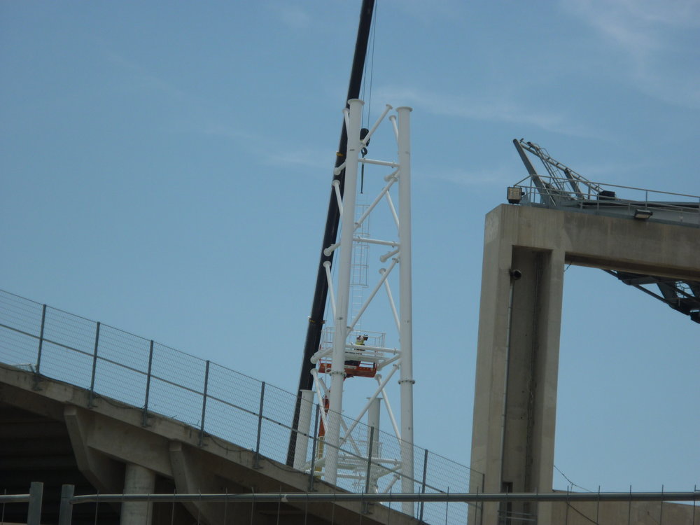 Pose de la crinoline du dernier palée qui sera bientôt fini de monté.