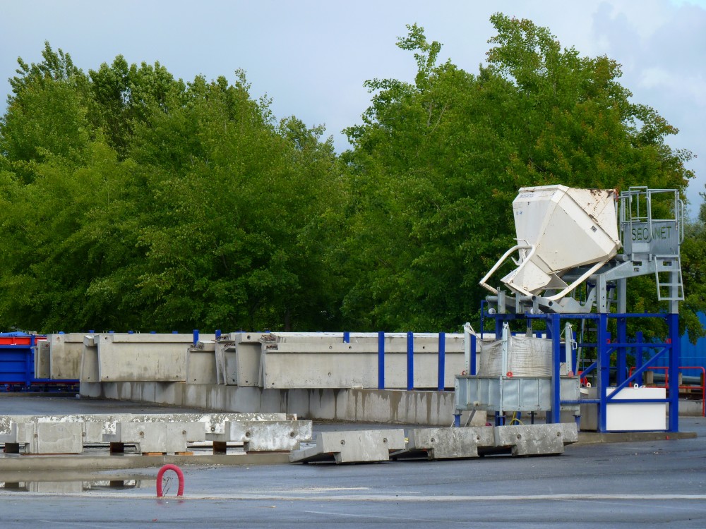 G7 fabriquerait-elle les gradins ?