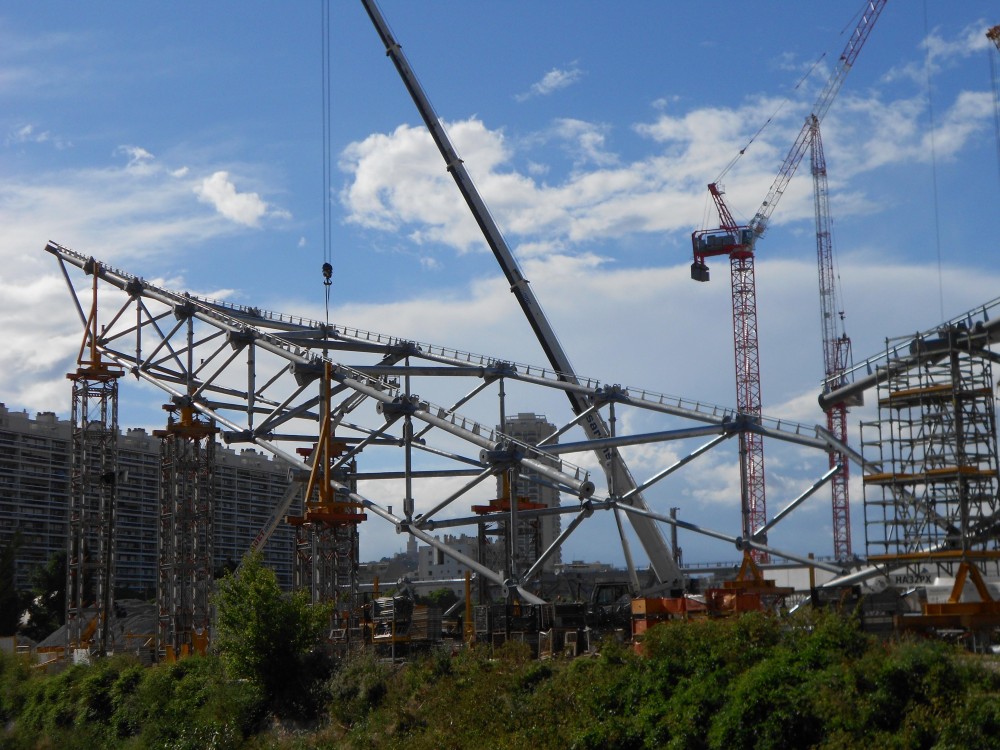 Vu du colis en cours de construction.