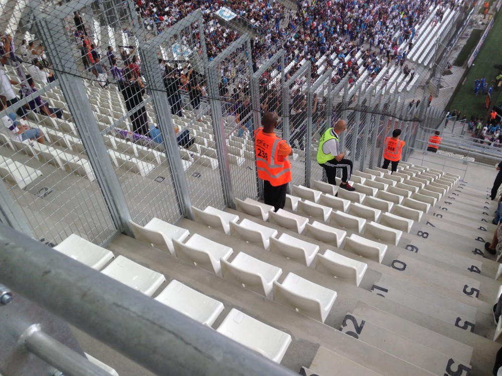 Zone tampon, réduite à 4 sièges sur toute la hauteur (50*4)