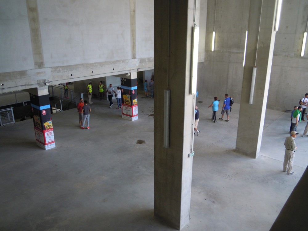 DSCN0743.JPG (2.29 Mio) Consulté 5432 fois Intérieur Jean Bouin 100% béton