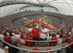 /images/euro2012/poland-varsaw-supporters.jpg