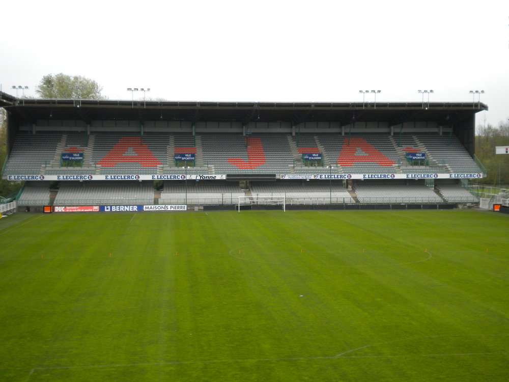 Tribune Leclerc depuis retrait des filets (Kop Auxerrois)