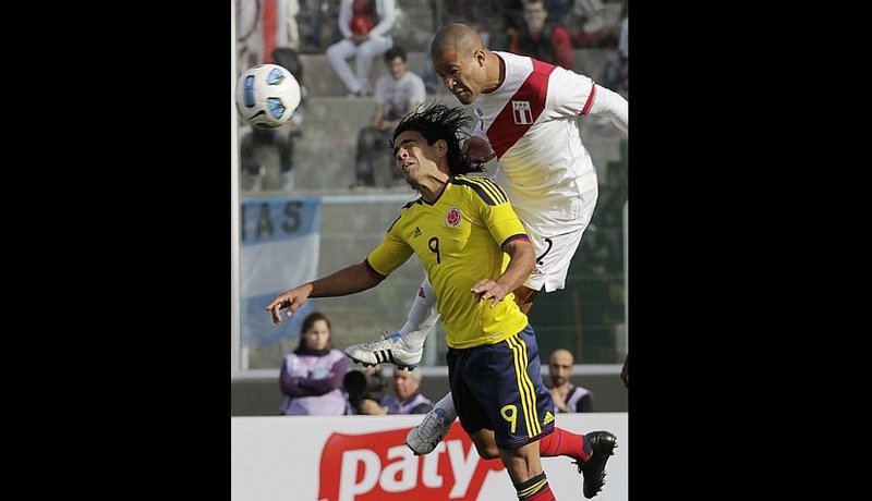 L'attaquant colombien Radamel Falcao, en difficulté lors de ce match.