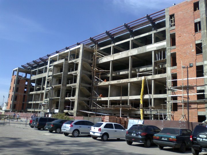 Estadio La Fortaleza 2.jpg