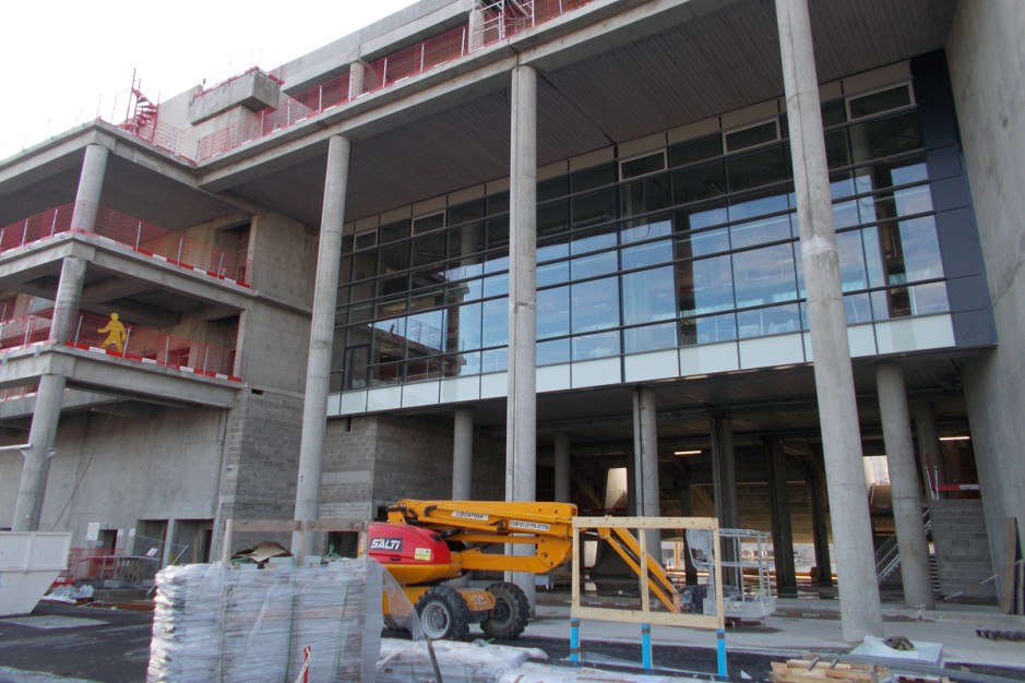 Partie 1 de la façade du salon des lumières terminée