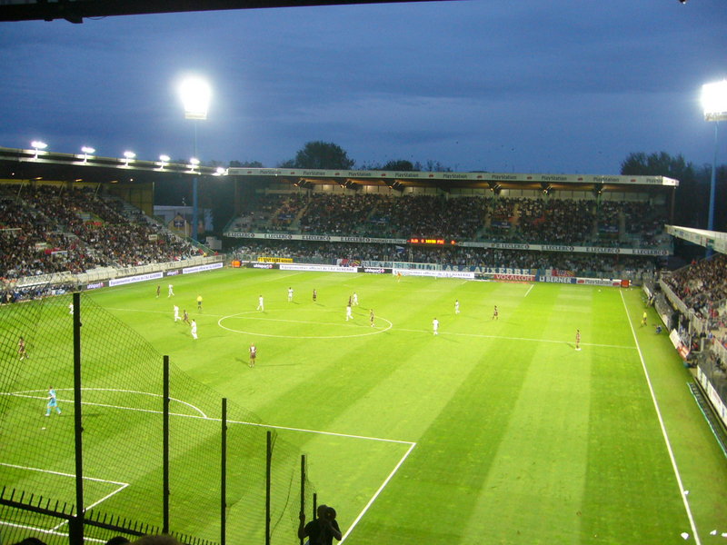 Auxerre_-_Stade_Abbé-Deschamps_(41).jpg