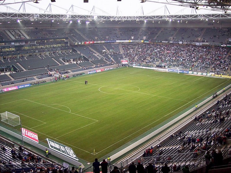 Borussia Park2.jpg