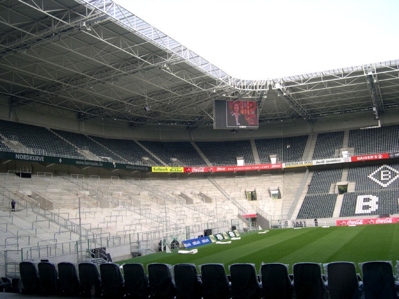 Borussia-Park6.jpg