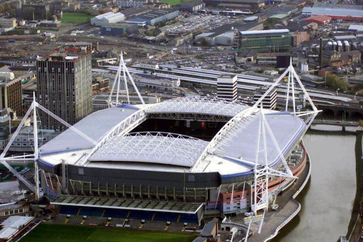 Cardiff (Millenium Stadium).jpg