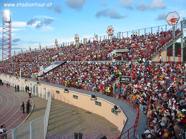 Estadio_Agustin_Tovar_la_Carolina,_Barinas6.jpg
