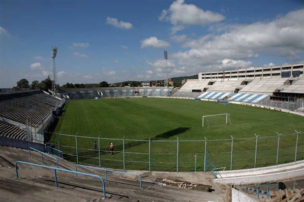 Estadio 23 de Agosto0.jpg