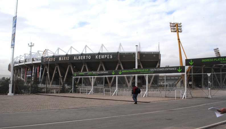 Estadio Mario Kempes 0.jpg