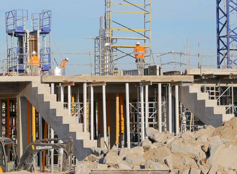 le-chantier-avance-a-pas-de-geant_1346863_920x612p.jpg