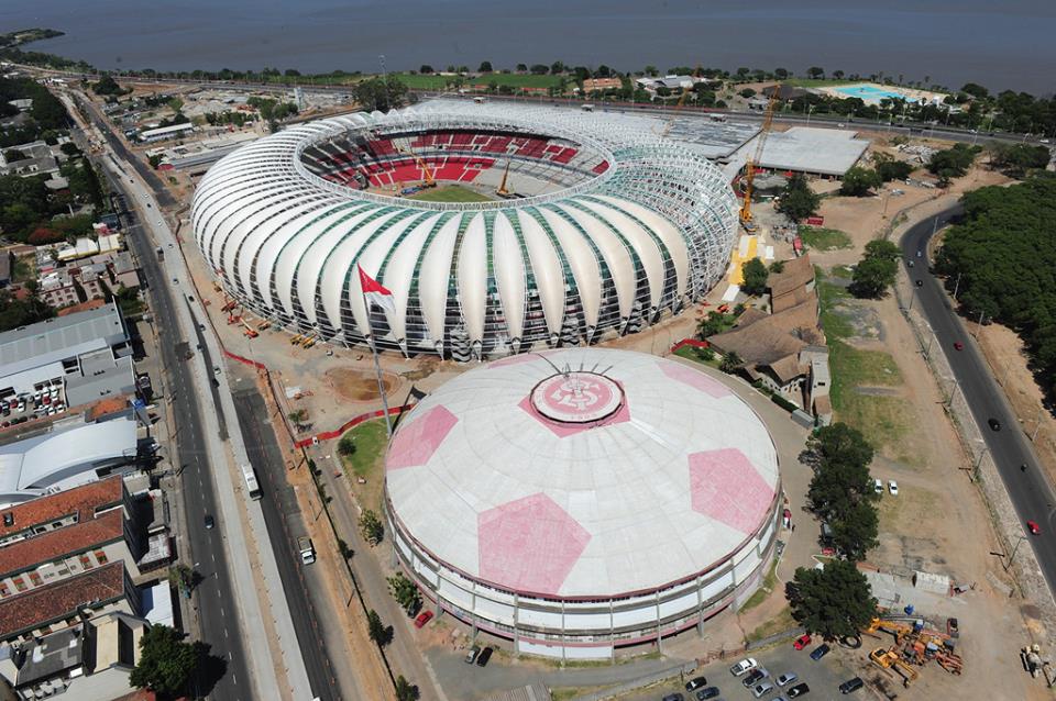 Porto Alegre (Estadio Beira Rio) 2.jpg