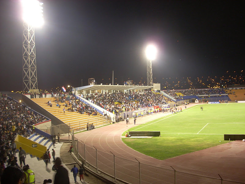 Estadio Jorge Basadre Tacna 5.jpg