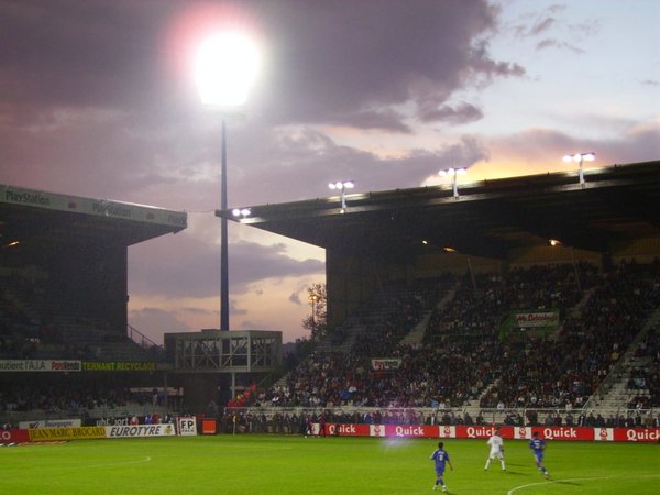 Auxerre_-_Stade_Abbé-Deschamps_(28).jpg