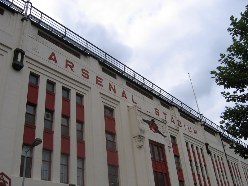 Arsenal_Stadium_Highbury_east_facade.jpg
