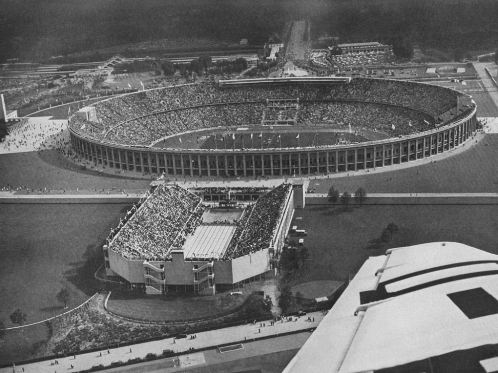 3_-_1936_OLYMPIC_STADIUM_Berlin.jpg