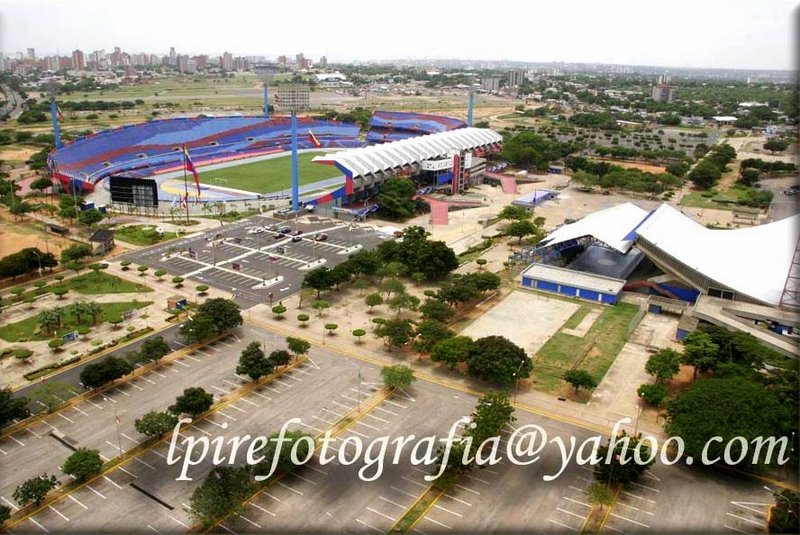 Estadio José Encarnación 'Pachencho' Romero2.jpg