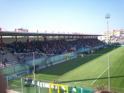 Stadio Ezio Scida(2).jpg