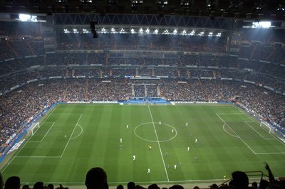 Estadio_Santiago_Bernabéu_03.jpg