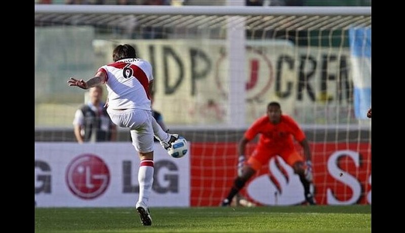 Estadio Mario Kempes 2_AP.jpg