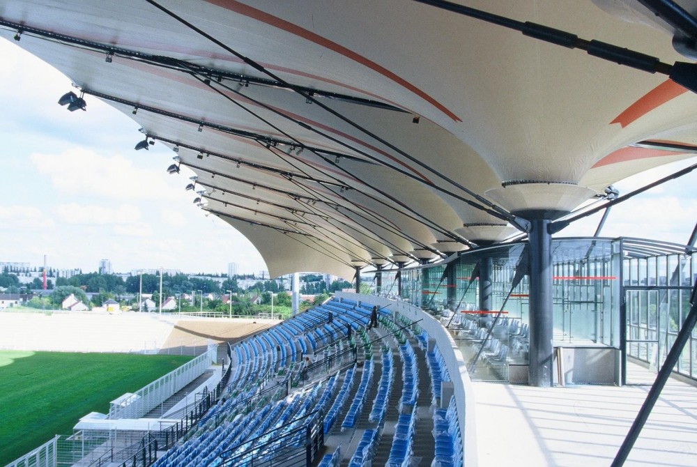 stade bourges.jpg