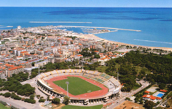 Pescara-Stade Adriatico.jpg