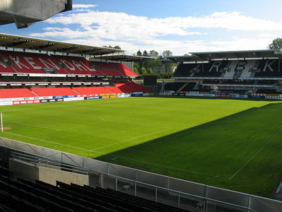 800px-Lerkendal_Stadion_Trondheim.jpg