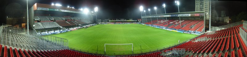 Vue_panoramique_du_stade_depuis_tribune_Eurodif.jpg