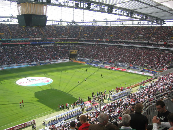 Eintracht_Frankfurt_BRD.jpg