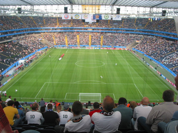 Commerzbank_arena.jpg