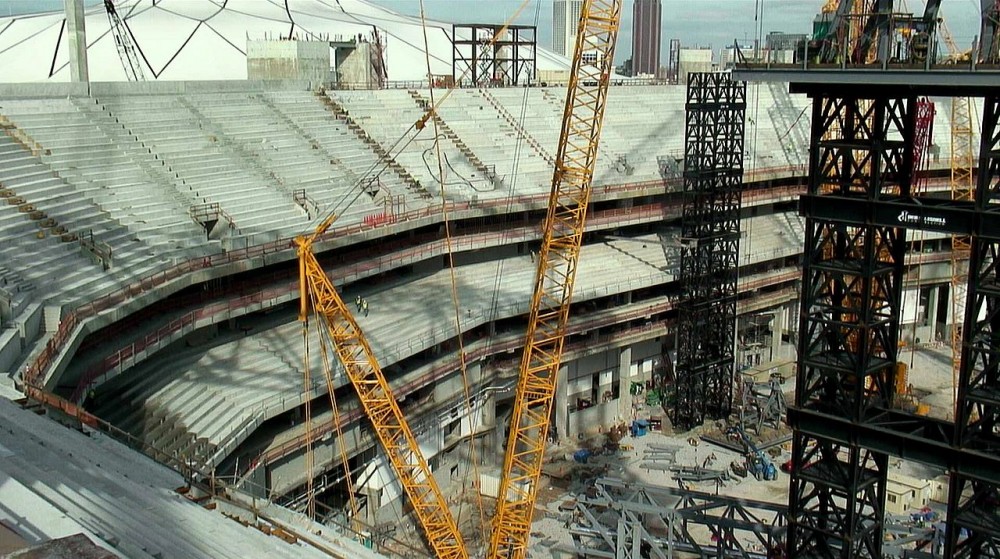 falcons_stadium162.jpg