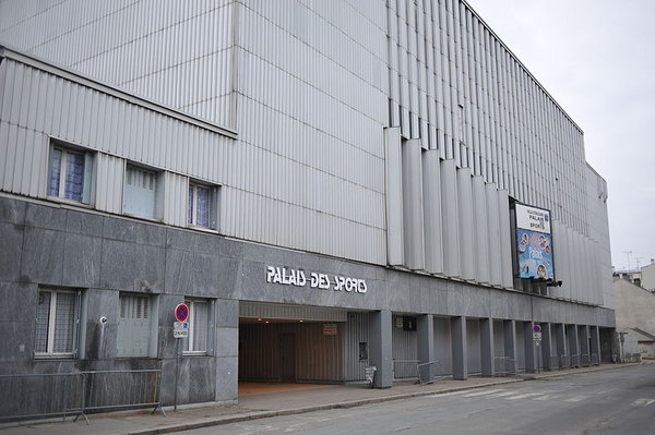 800px-Orléans_Palais_des_sports.jpg