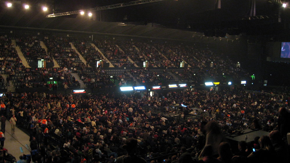 Wembley_Arena_interior.jpg