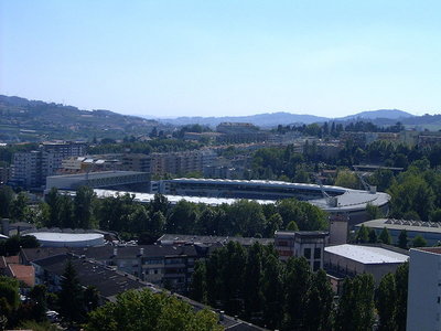 800px-Estádio_de_Guimarães.JPG