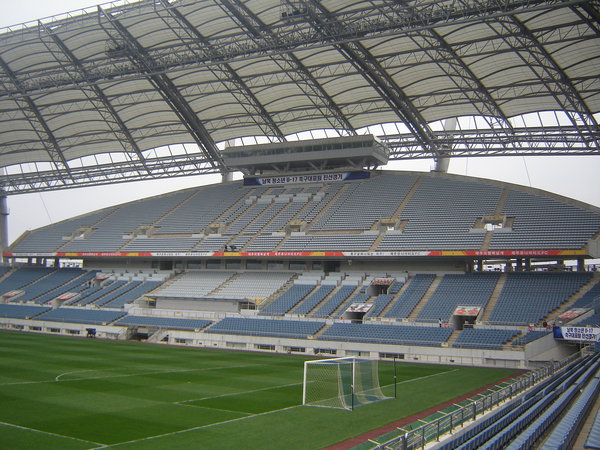 Jeju_World_Cup_Stadium2.JPG