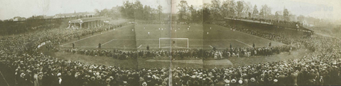 480px-RC_Strasbourg-FC_Mulhouse,_4.11.1934,_Stade_de_la_Meinau.png